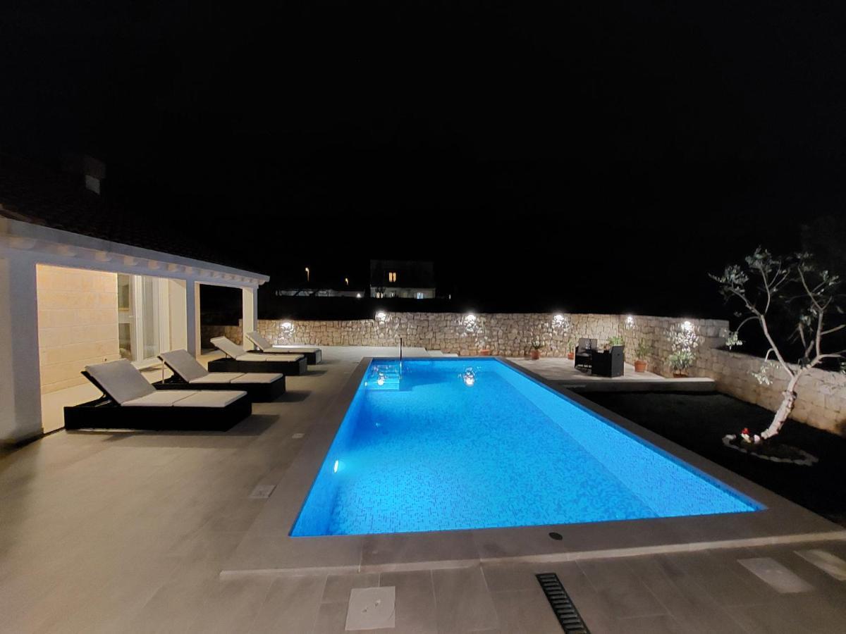 Apartment Holiday Home Doma, Cilipi Near Dubrovnik Extérieur photo