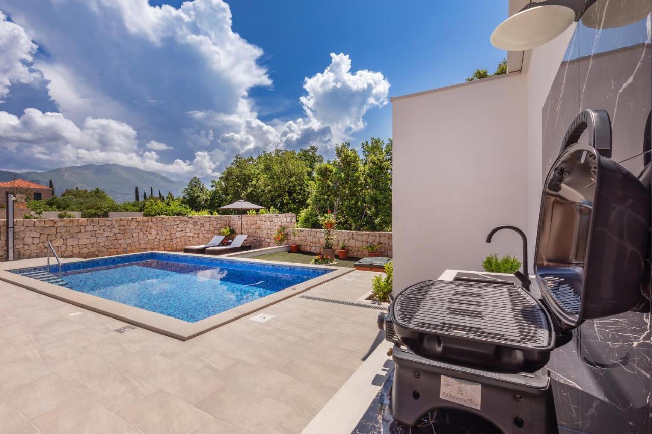 Apartment Holiday Home Doma, Cilipi Near Dubrovnik Extérieur photo