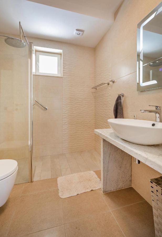 Apartment Holiday Home Doma, Cilipi Near Dubrovnik Extérieur photo